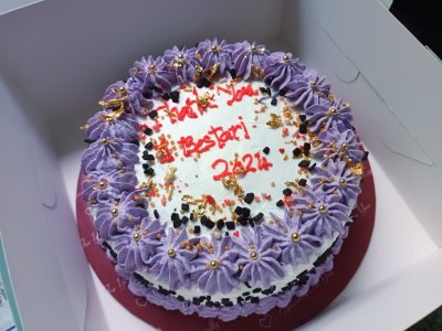 Eggless Blueberry Vegan Cake