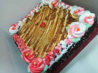 Eggless Butterscotch Vegan Cake