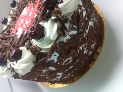 Eggless Chocolate Vegan Cream Cake